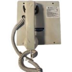 GAI-TRONICS 701-302 Handset/Speaker Amplifier 701-30225 with Base 702A